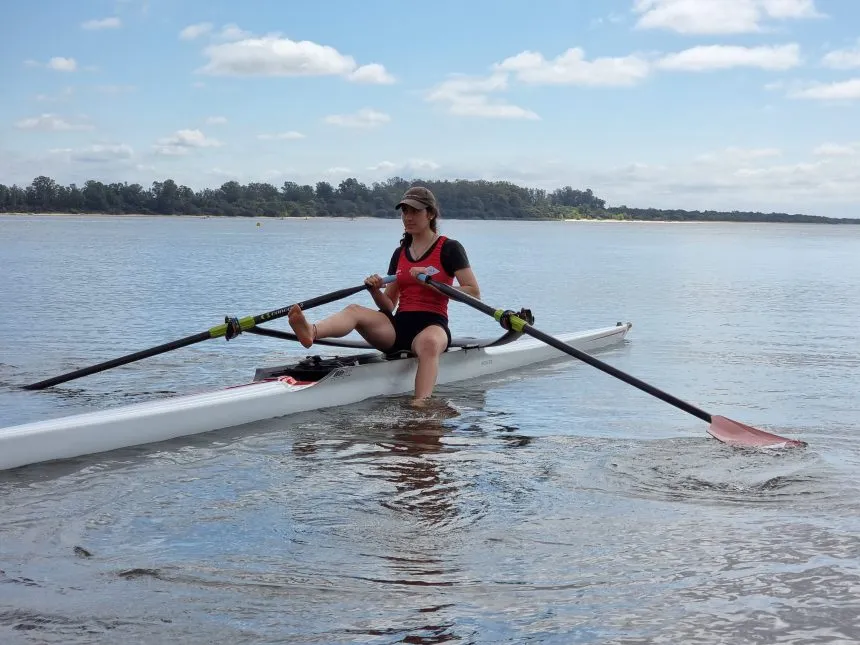 Foto sobre Remo: el cierre de la temporada 2025 reúne a la delegación del Club Remeros Paysandú rumbo al Campeonato Uruguayo