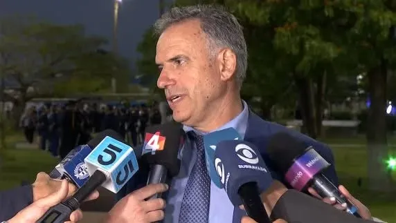 Foto sobre Orsi calificó como “horrible y espantosa” la muerte del policía en el Cerro y confirmó honores en el sepelio