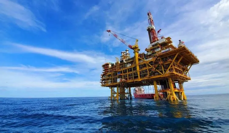 Foto sobre YPF buscará petróleo frente a las costas de Uruguay: la exploración offshore abre una nueva etapa energética