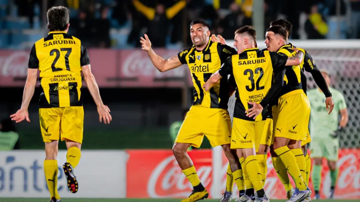 Foto sobre Peñarol remonta en el alargue y es el otro finalista del Campeonato Uruguayo