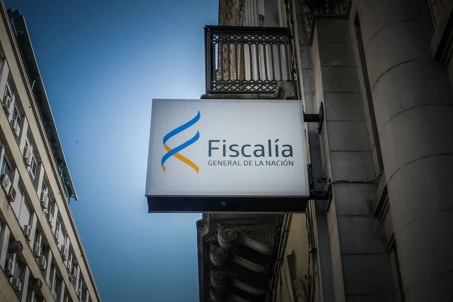 Foto sobre Estafadores suplantan a fiscales y exigen dinero por supuestos accidentes: la alerta en Uruguay