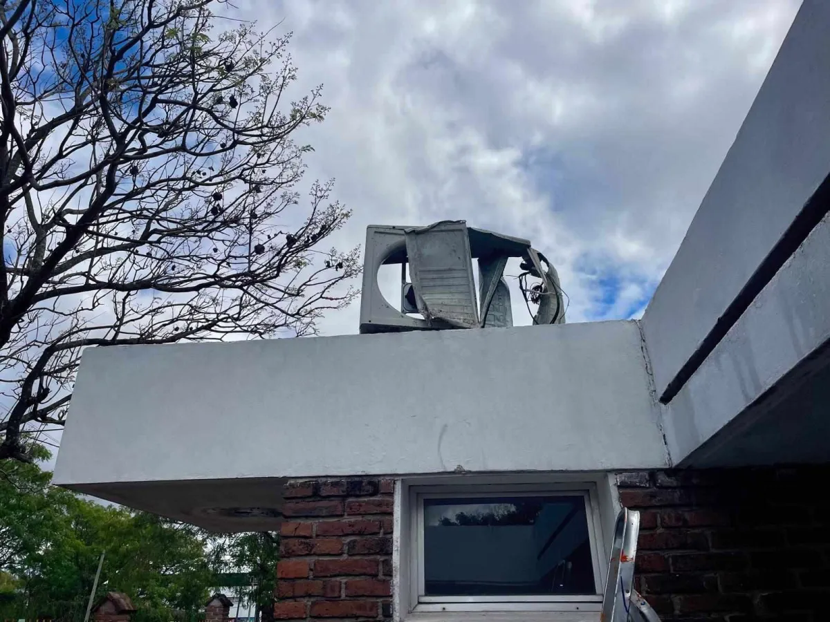 Foto sobre Denuncian el robo de tres aires acondicionados en una semana en el Jardín 103 de Paysandú
