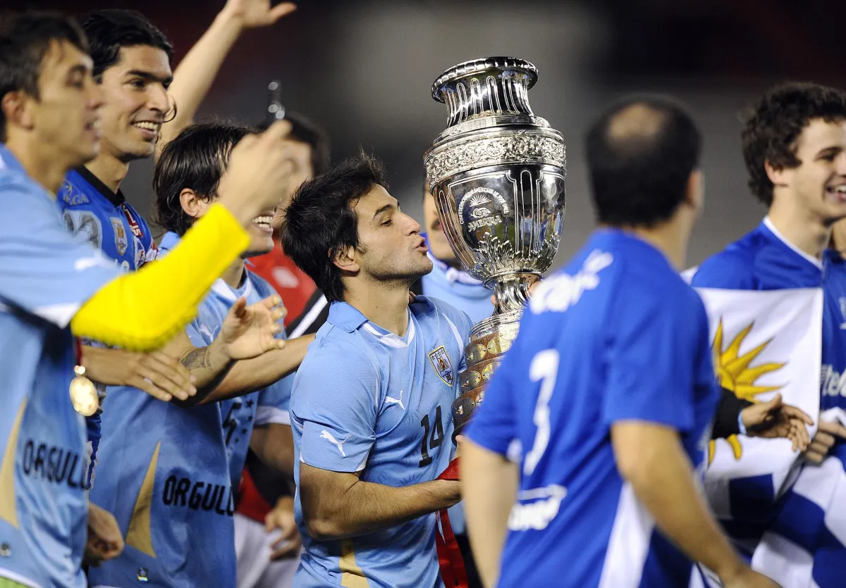 Foto sobre Impacto en Nacional y en el fútbol uruguayo: Nicolás Lodeiro anunció su retiro y le pone fin a una gran carrera