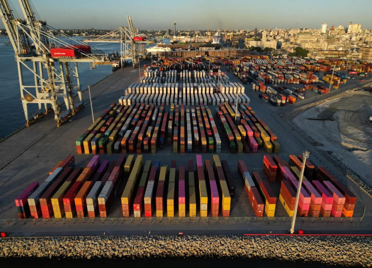 Foto sobre Nuevo paro en el Puerto de Montevideo: TCP califica de 