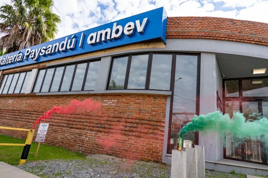 Foto sobre Ambev: el sindicato rechazó la reducción de personal y presentó una alternativa para sostener empleos en Paysandú