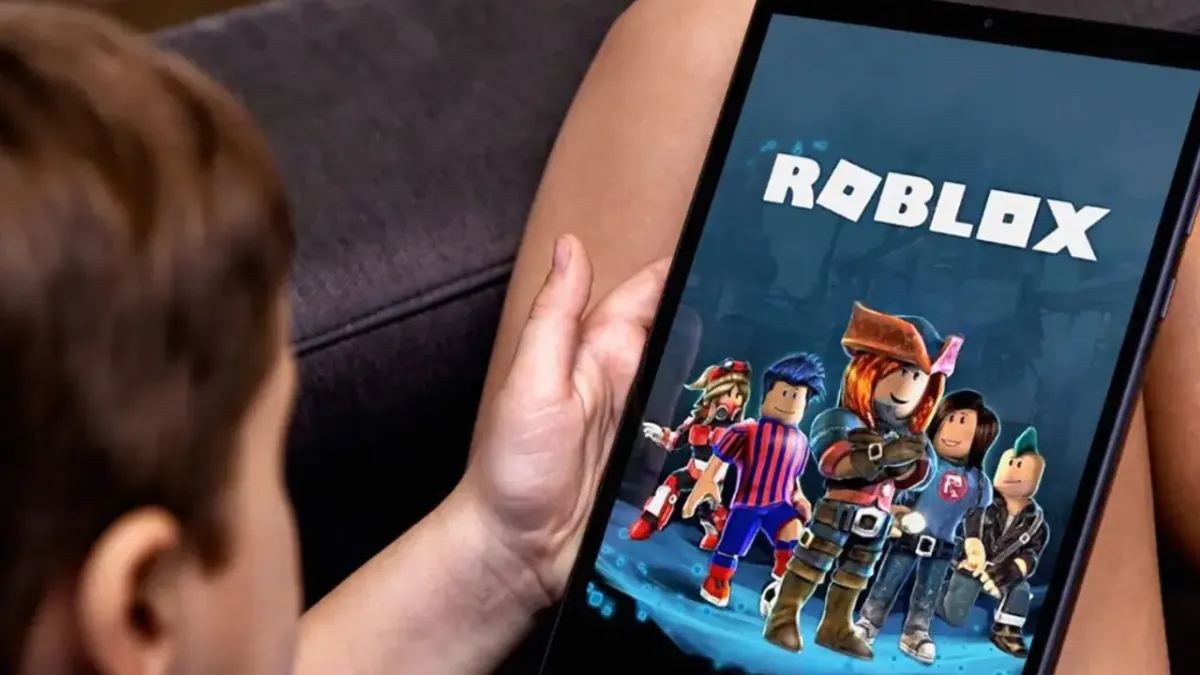 Foto sobre Atención a los padres: tres años de prisión para un hombre que acosó a una menor jugando Roblox