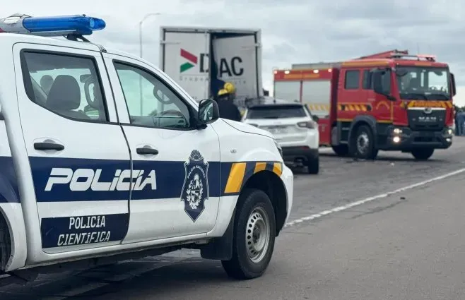 Foto sobre Tragedia en la ruta 5: una joven falleció tras chocar con un camión