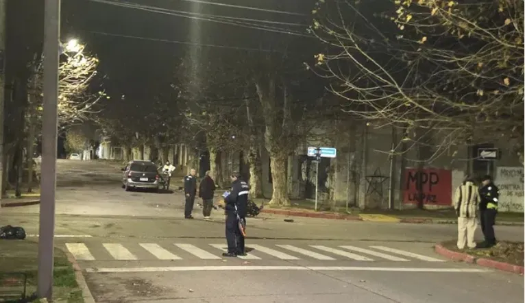 Foto sobre Joven murió tras evadir un control policial en Canelones: chocó contra una camioneta durante la persecución
