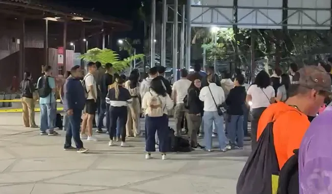 Foto sobre “Esta noche muchos dormirán en la plaza”: el nuevo relato de la sanducera que vivió el terremoto en Colombia