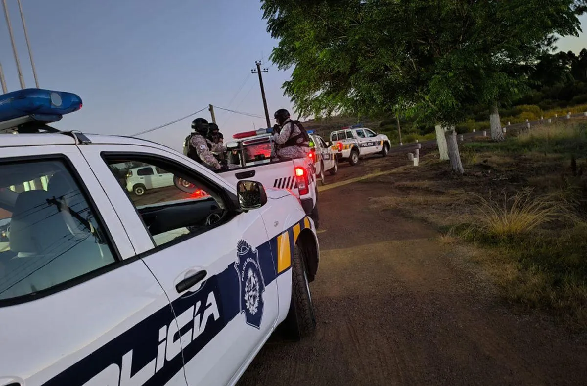 Foto sobre Continúa grave pero estable el policía baleado durante una rapiña a un residencial en Montevideo; su compañera evoluciona favorablemente