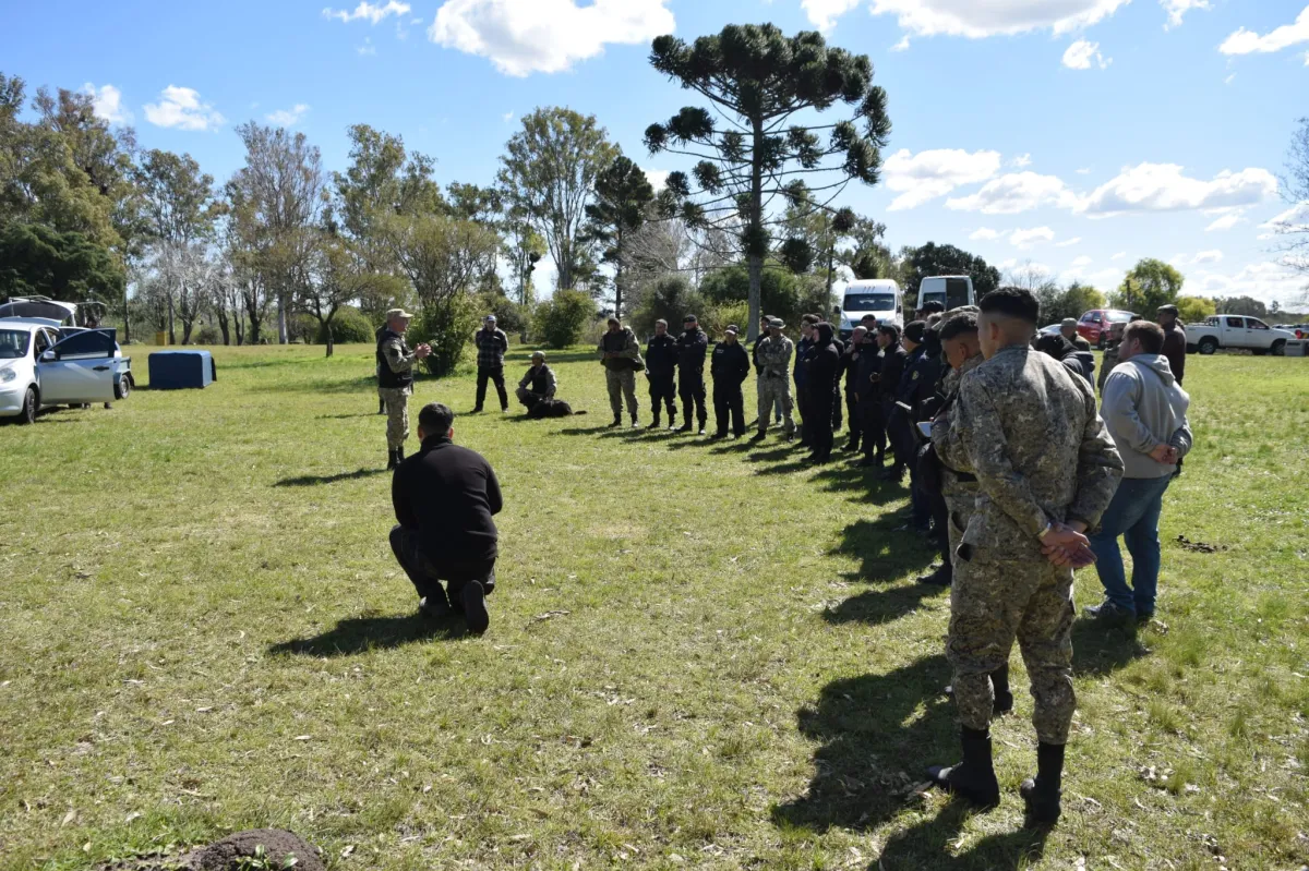 Foto sobre Paysandú reunió a 24 perros especializados en una jornada nacional de detección, búsqueda y trabajo operativo