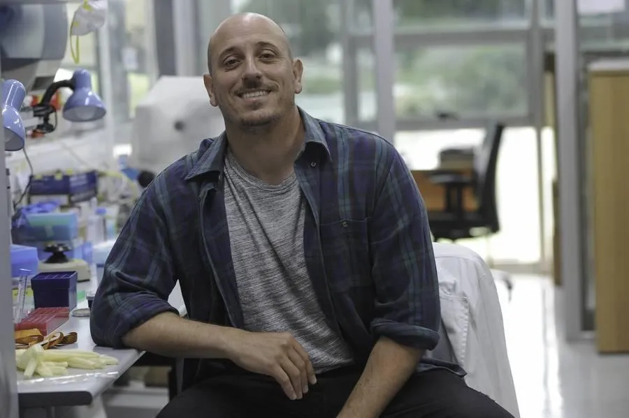 Foto sobre La solidaridad hizo posible el objetivo: Gonzalo Moratorio reunió el millón de dólares para acceder a un tratamiento experimental