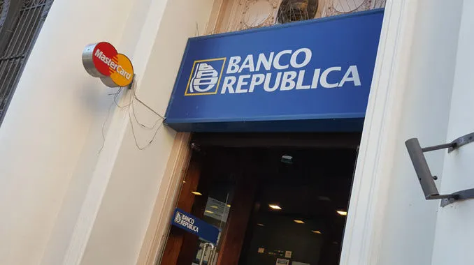 Foto sobre BROU abre inscripciones con sueldo base de $60.042: Paysandú está incluido en la convocatoria