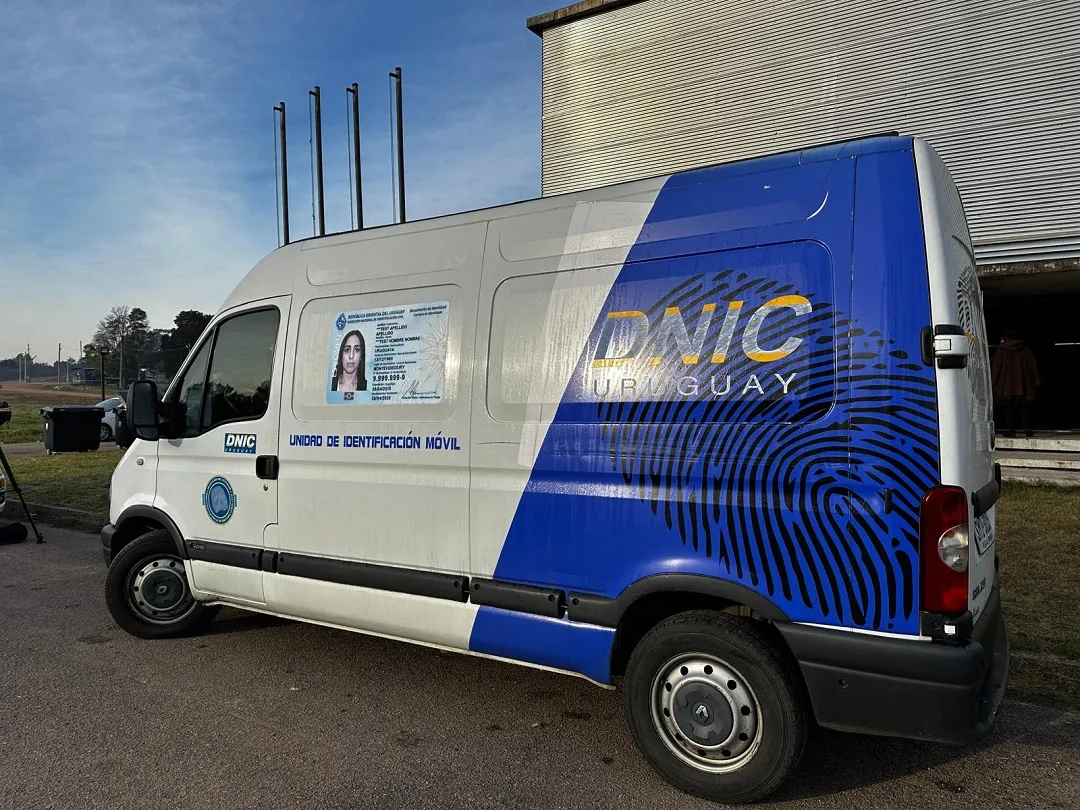 Foto sobre Identificación Civil presenta fallas en su nuevo sistema informático y eso ha generando largas demoras. Hay atraso de meses en generar nuevas cédulas de identidad