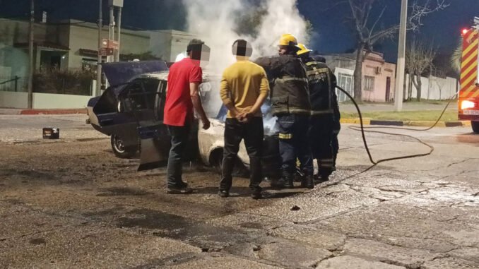 Foto sobre Un siniestro y un accidente con fuego en Paysandú