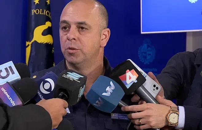 Foto sobre Final del campeonato uruguayo: 916 policías resguardarán el clásico en el Estadio Campeón del Siglo