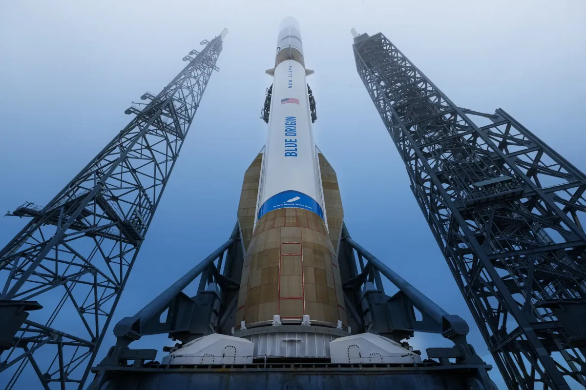 Foto sobre Blue Origin presenta el cohete superpesado New Glenn 9×4 para misiones lunares