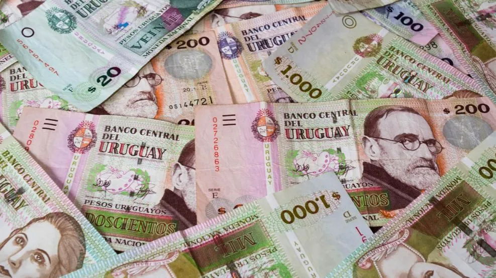 Foto sobre Impactante estafa en Uruguay: fingieron un accidente y una mujer de 73 años perdió $190.000 tras una llamada de falsos policías