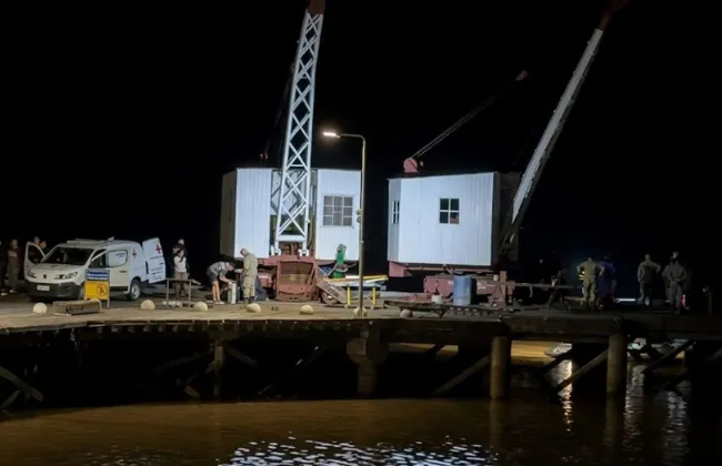 Foto sobre Dos militares murieron durante un ejercicio de buceo en el río Uruguay y buscan a un tercero